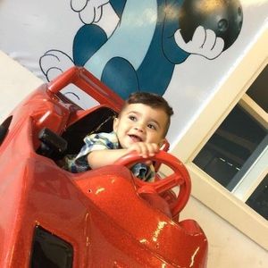 Meet your Posher, Aram